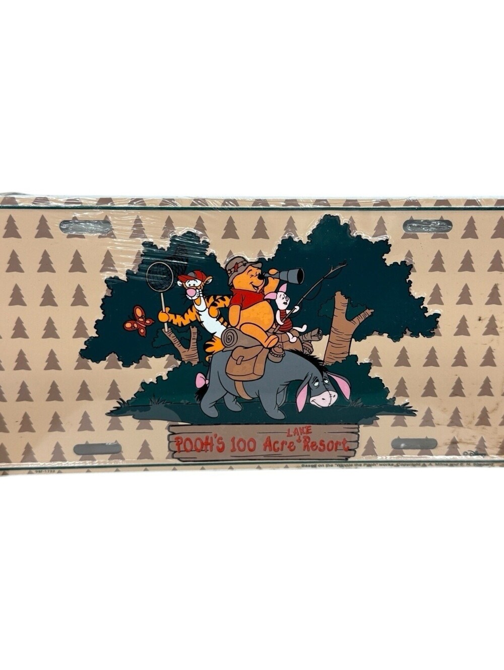 Pooh's 100 Acre Resort WDW License Plate Sealed 1997